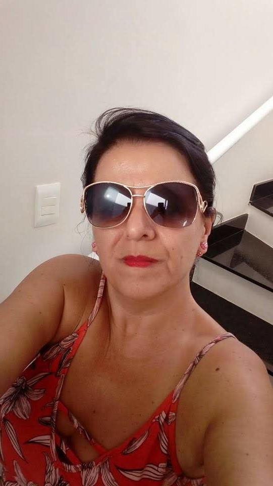 25P Granny selfies (hot mature to wank)