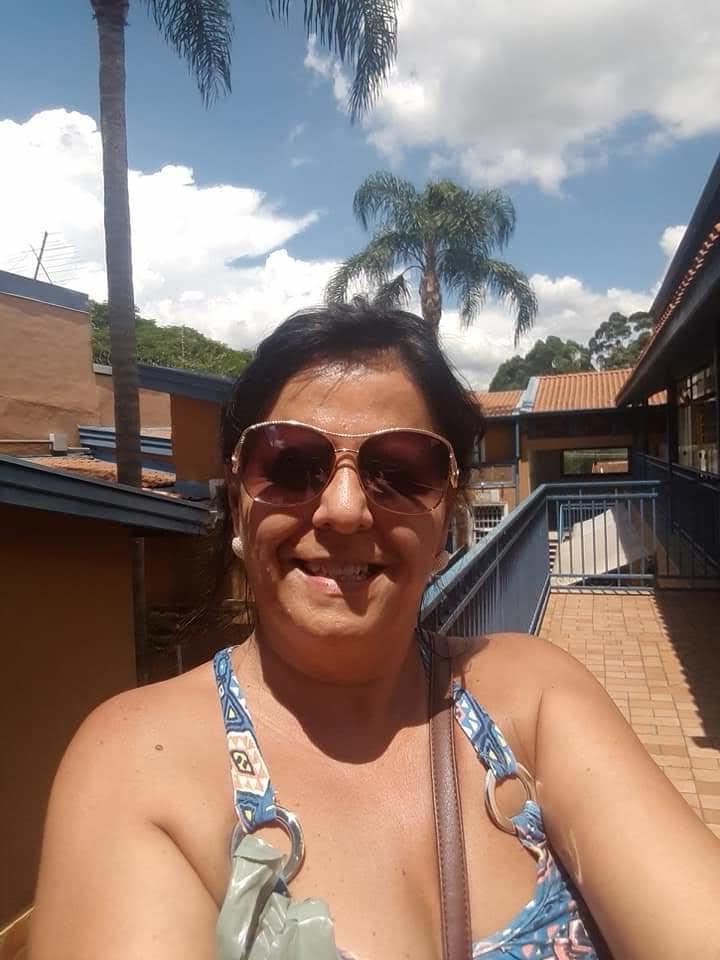 25P Granny selfies (hot mature to wank)