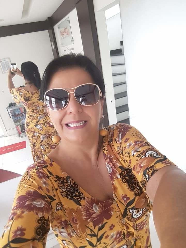 25P Granny selfies (hot mature to wank)