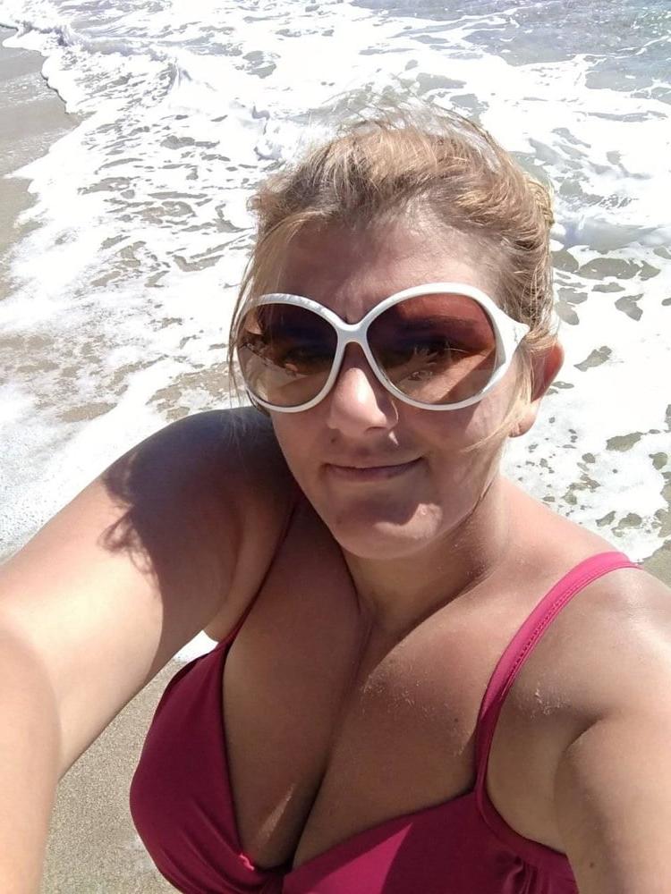 25P Greek Milf from Social Media : Pavlina