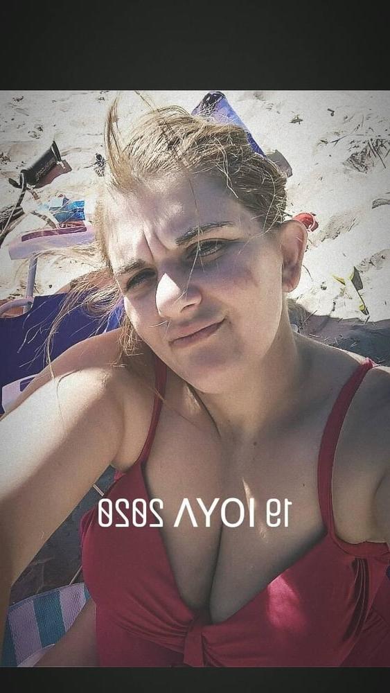 25P Greek Milf from Social Media : Pavlina