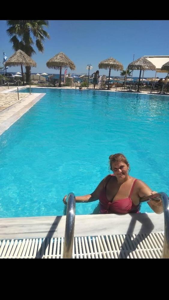 25P Greek Milf from Social Media : Pavlina