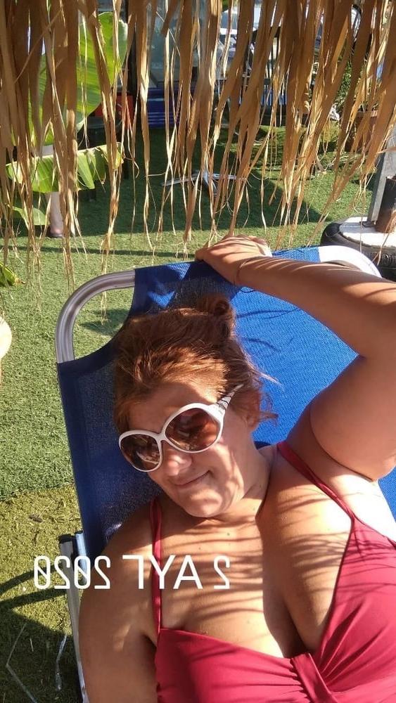25P Greek Milf from Social Media : Pavlina