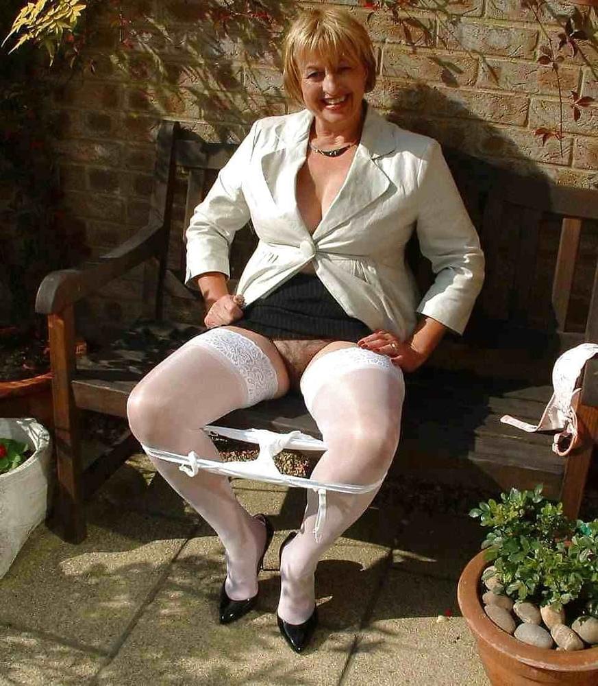 13P Hot granny stripping in backyard