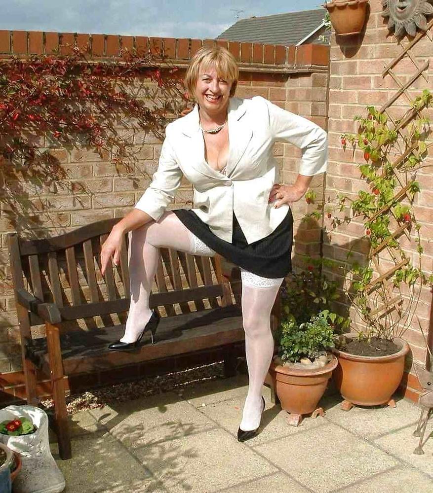13P Hot granny stripping in backyard
