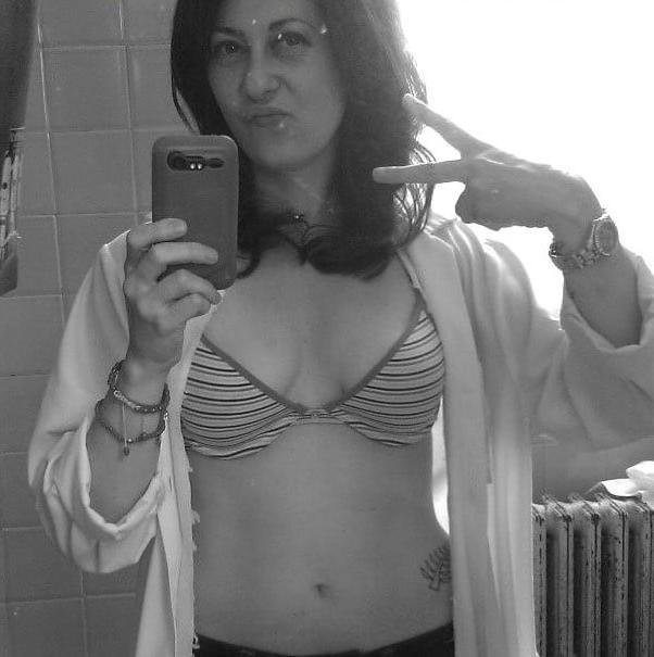 25P Antonette - Non Nude