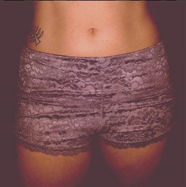 25P Antonette - Non Nude