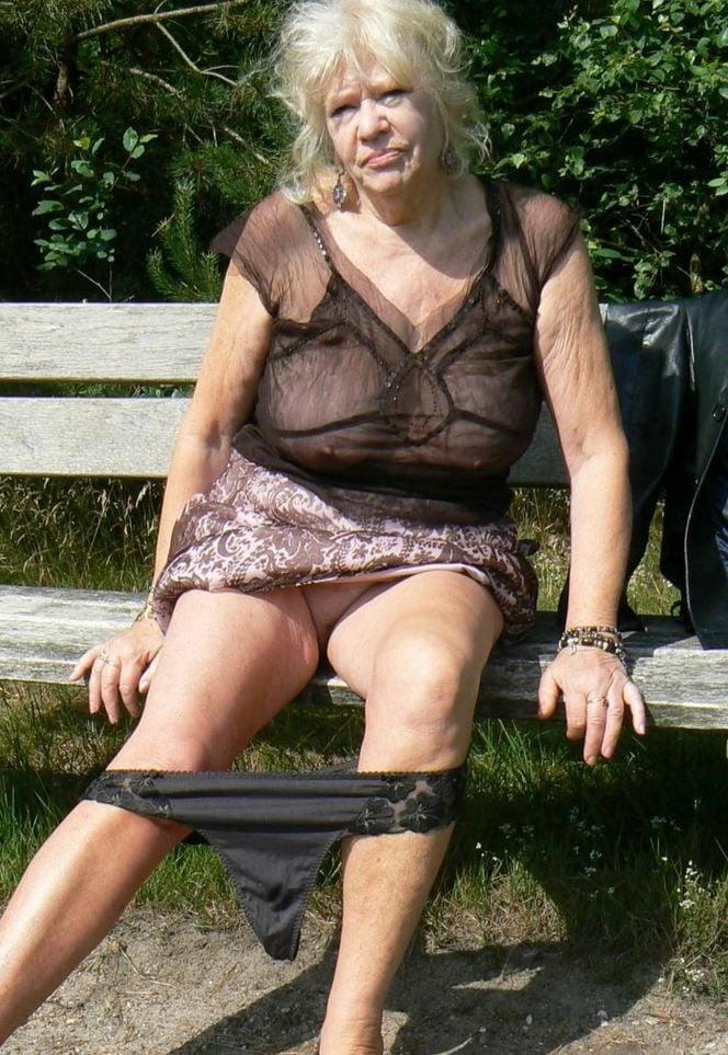 11P Grey haired granny likes it up the bum