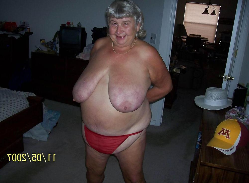 25P Horny GILF looking for a ride