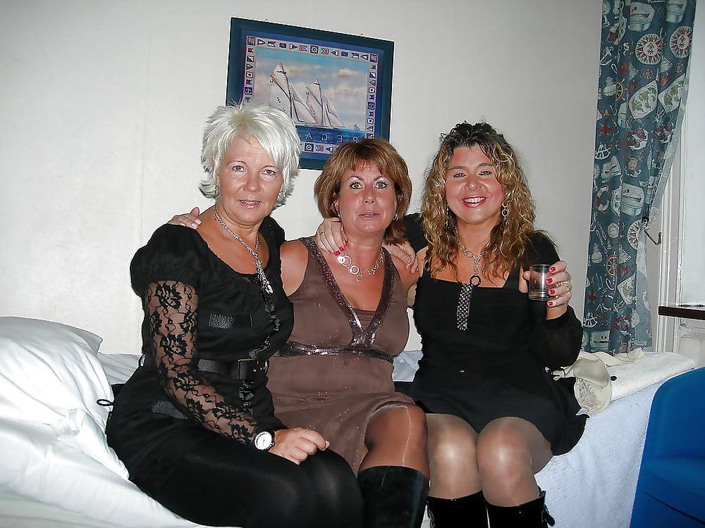 25P Granny groupings. whos ass gets eaten 1st?