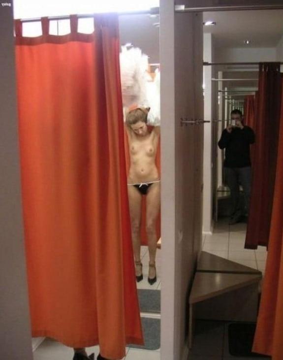 25P voyeur
