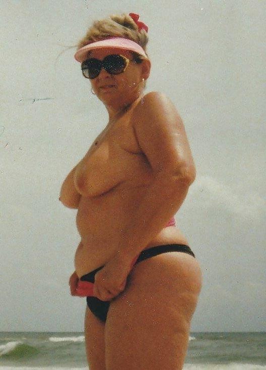 15P Granny is enjoying her cruise
