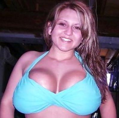 25P Swimsuits bikinis bras bbw mature dressed teen big huge 13