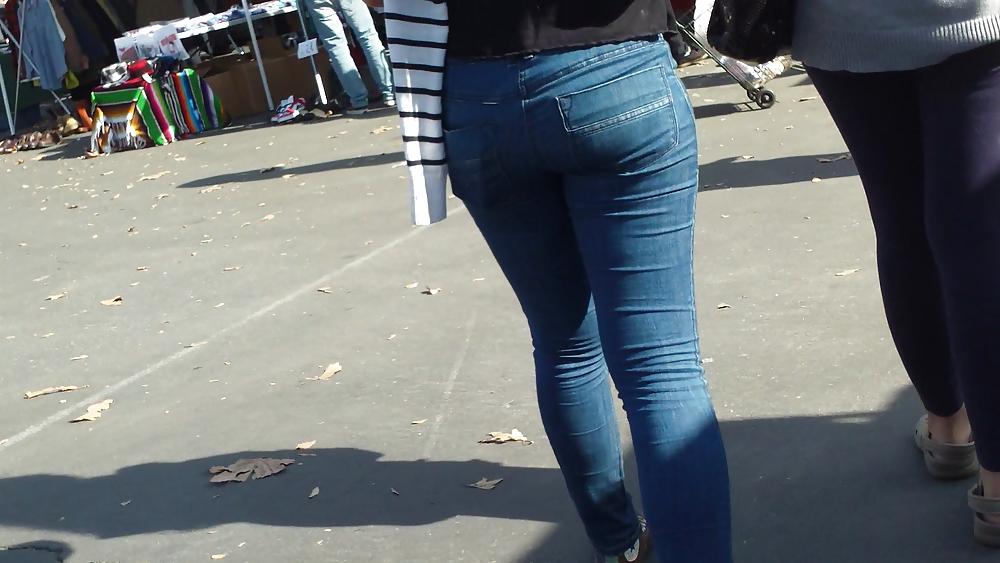25P Cute teen ass in butt tight jeans 