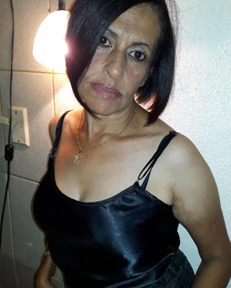 17P Fine looking granny