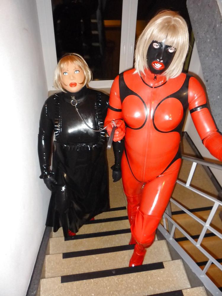 15P Rubberdoll Sabine 3