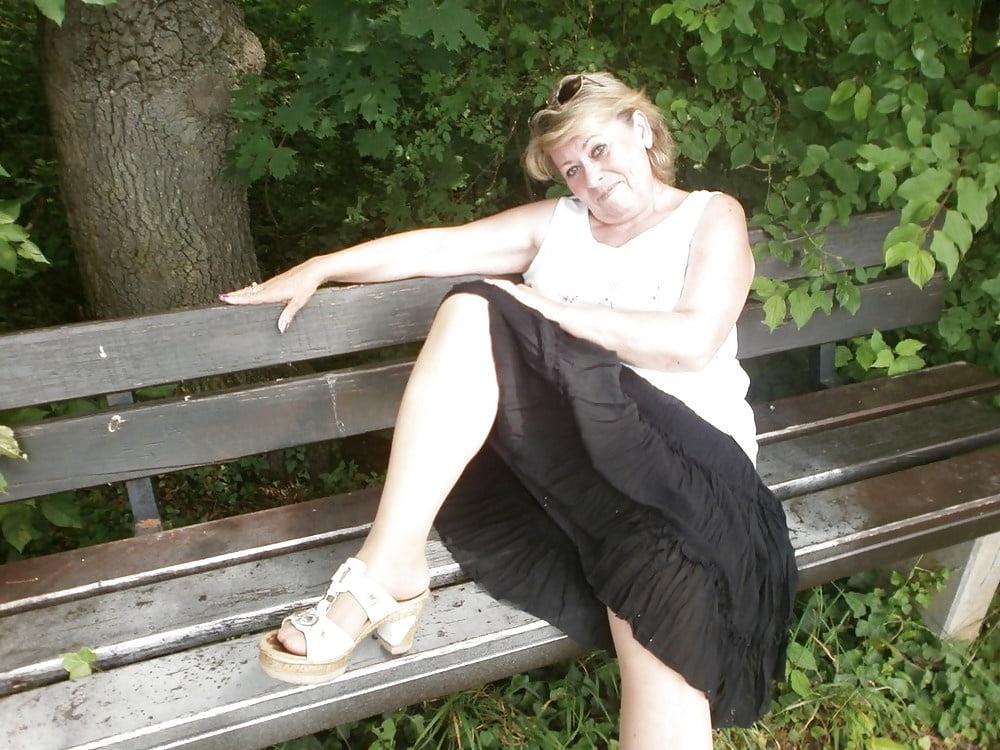 20P Hairy granny enjoying herself outdoors