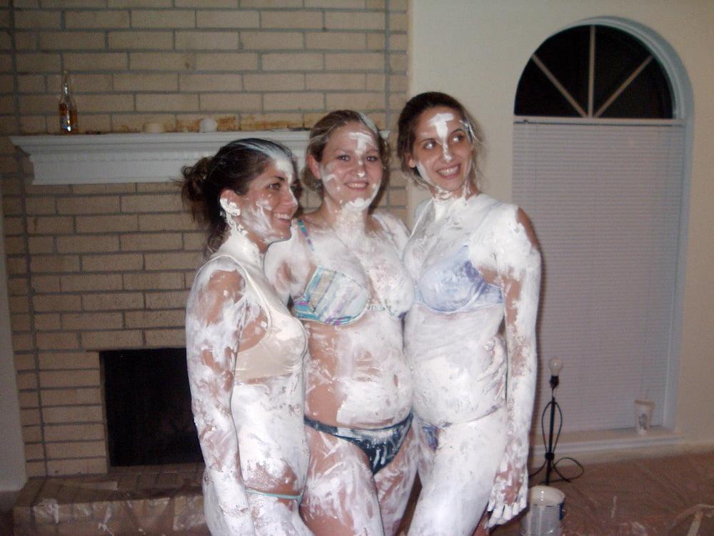 25P group and social nudity
