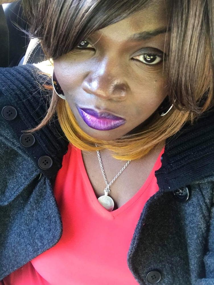 25P Black slut Horny milf Home and Work Selfies