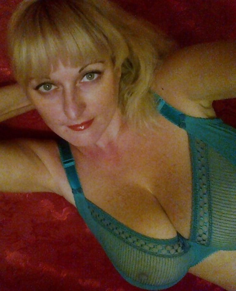 18P Iana (Huge russian boobs)