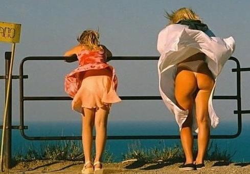 25P Upskirt Fuckholes 7