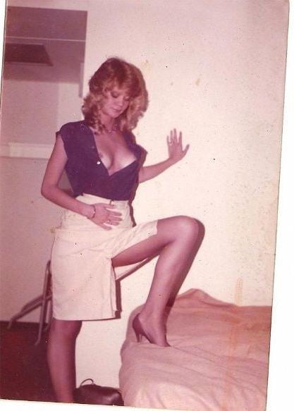 25P Upskirt Fuckholes 4