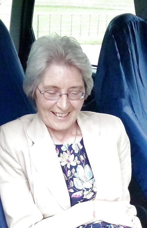 18P Granny dogger