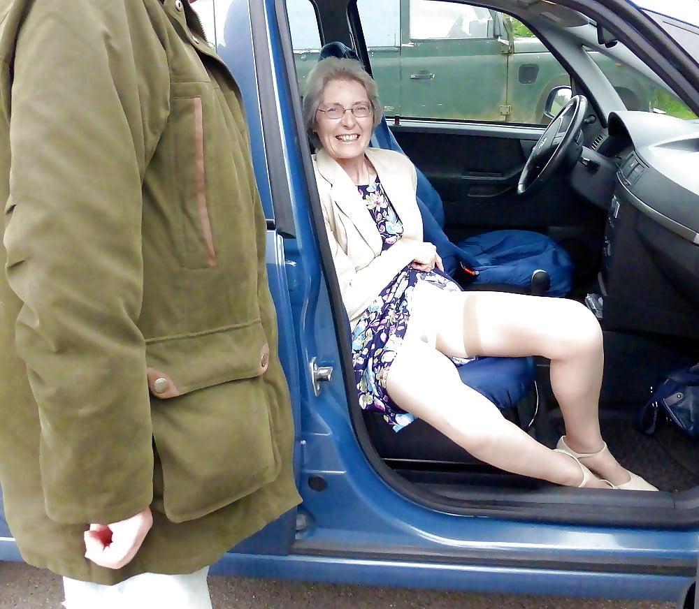 18P Granny dogger