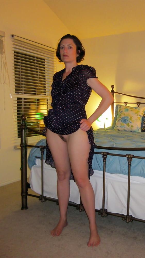 25P Upskirt Fuckholes 5
