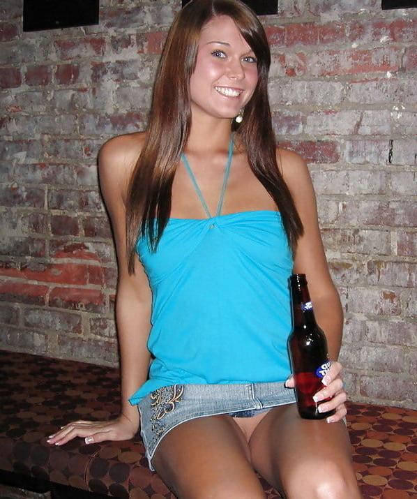 25P Upskirt Fuckholes 5