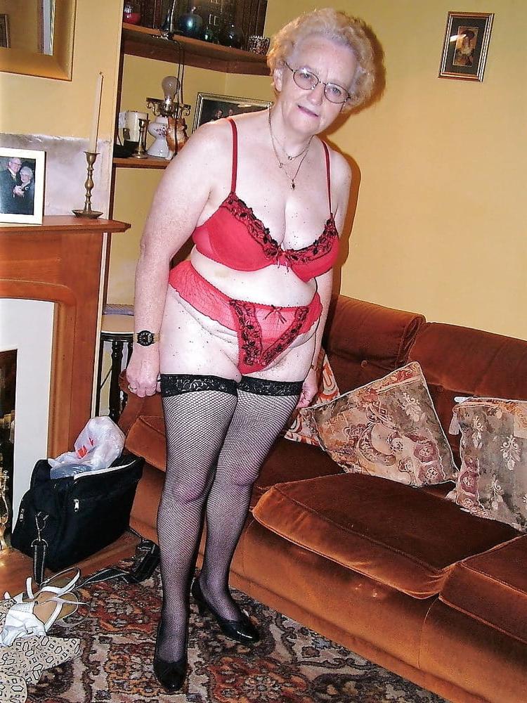 25P Granny Jean from Yorkshire