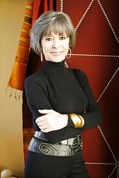 25P Rita Moreno---non nude