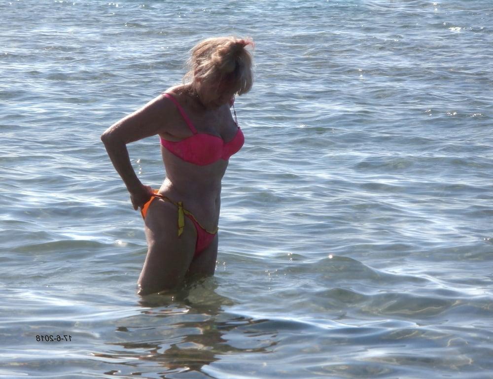 12P Sexy Granny at the beach,,,,