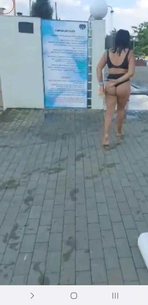 23P Bust and sexy ass bikini live facebook romanian