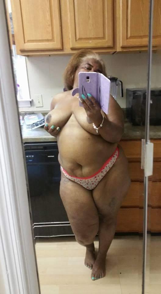 7P GRANNY PUTTING IN WORK VOL.21