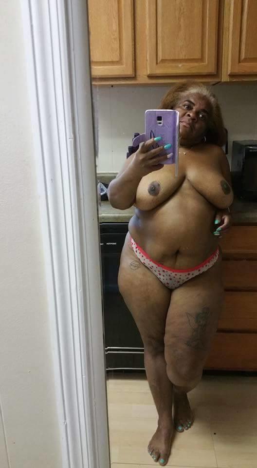 7P GRANNY PUTTING IN WORK VOL.21
