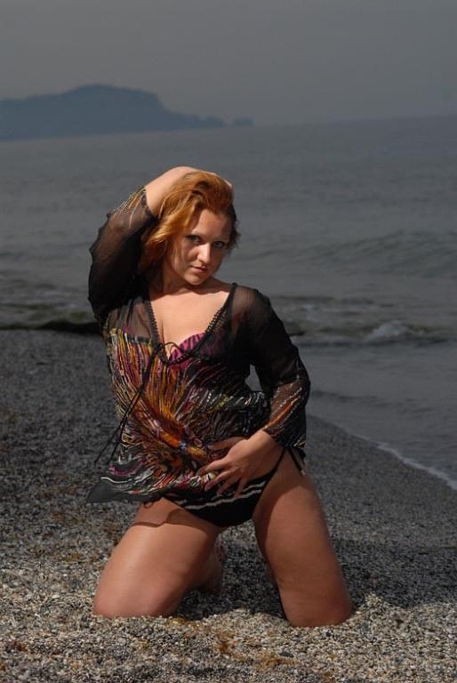 25P Russian slut on the Anapa beach
