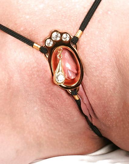 11P clit jewelry