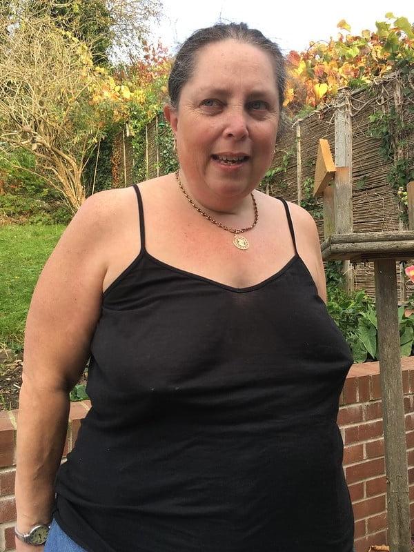 25P Gilf Milf Whore (cleavage mix)