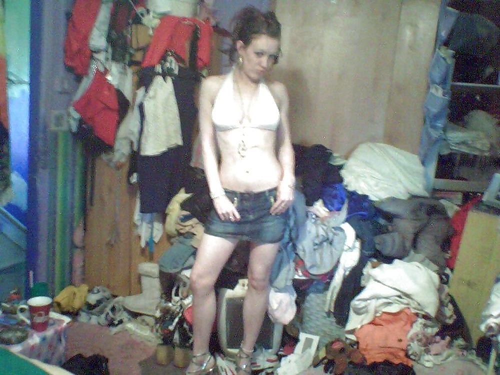 25P Nice non nude girls 03
