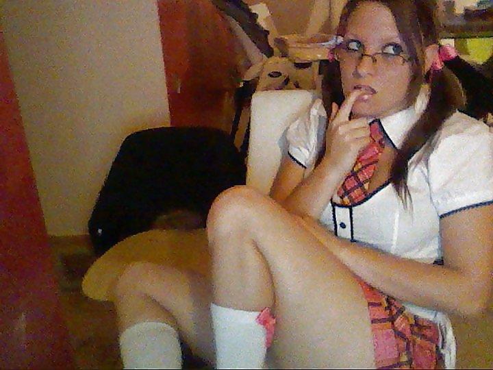 25P Nice non nude girls 03
