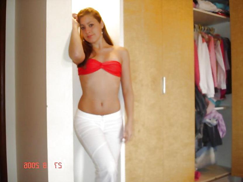 25P Nice non nude girls 03