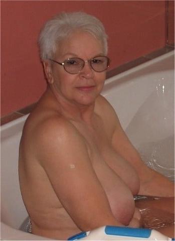 25P Jeanne, a Maine Granny