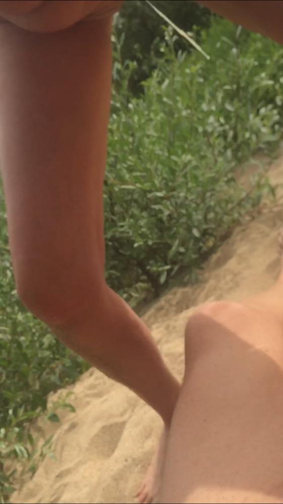 16P Voyeur baise gorge profonde sperme salopette exhibe