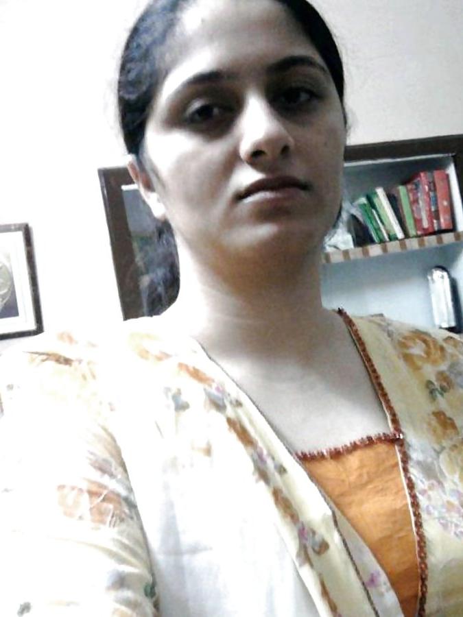21P Punjabi lady Sanya by coolbudy