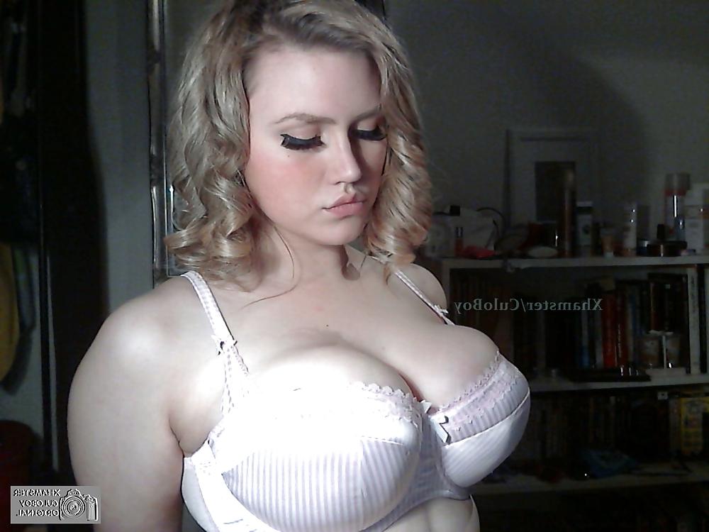 22P Curvy Noruega