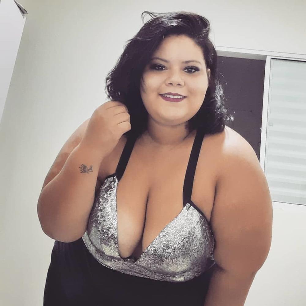 11P Gorda branquinha safada