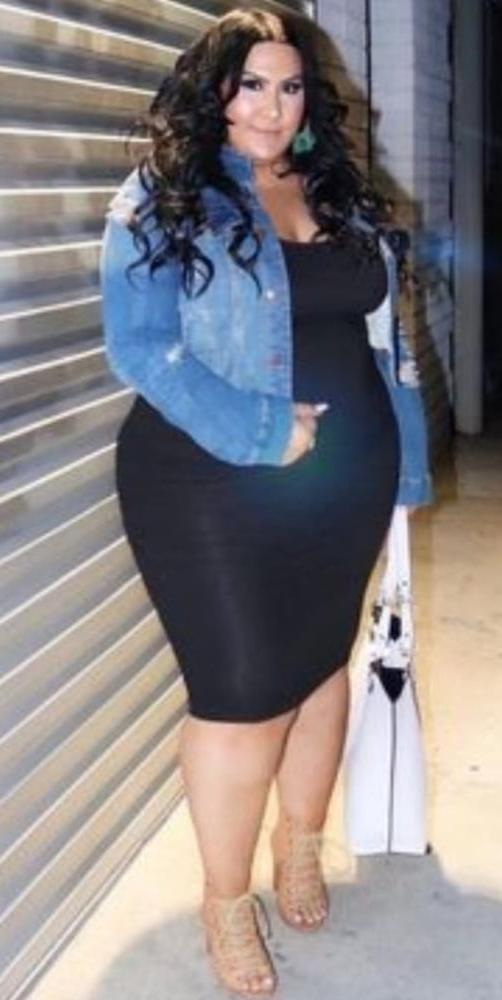 21P Voyeur Big Milf Asses