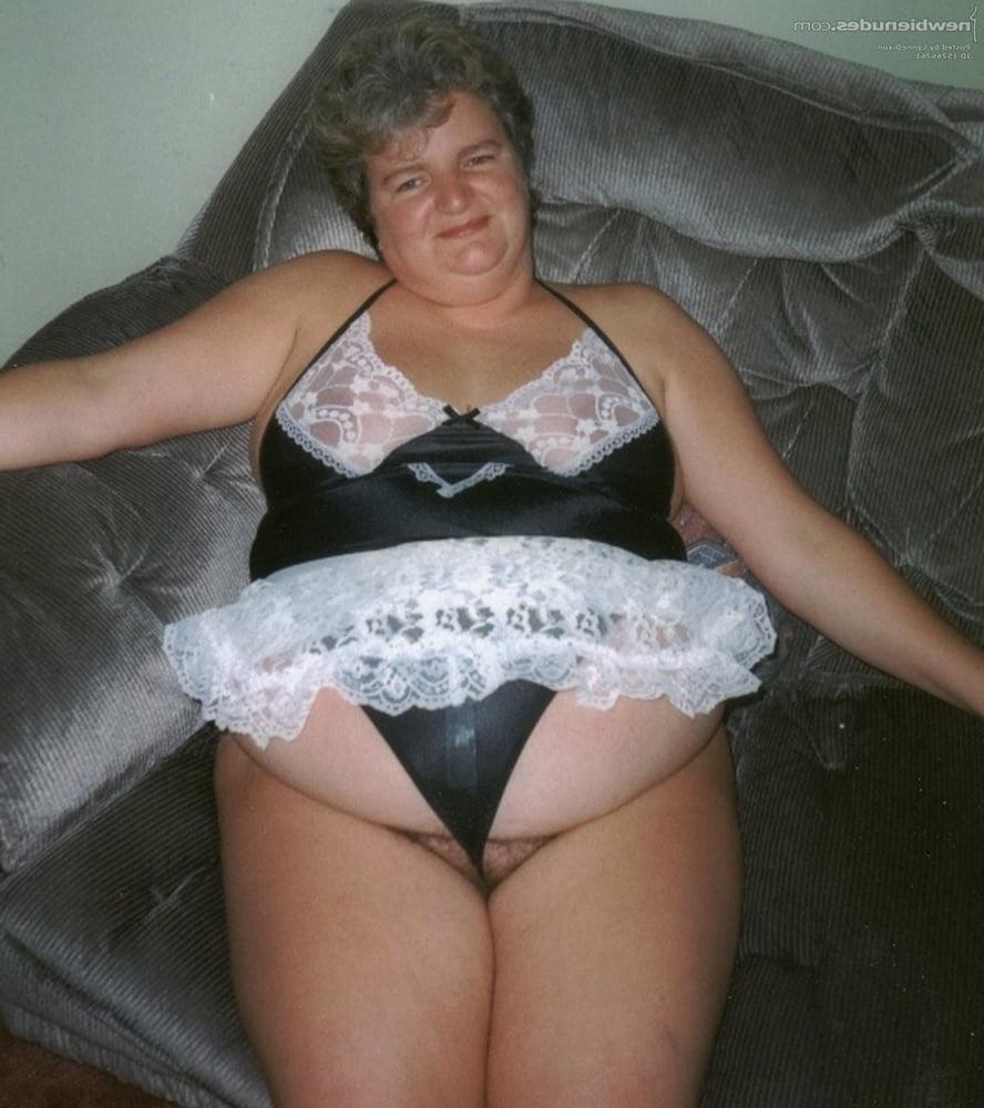 16P Big granny Lynne