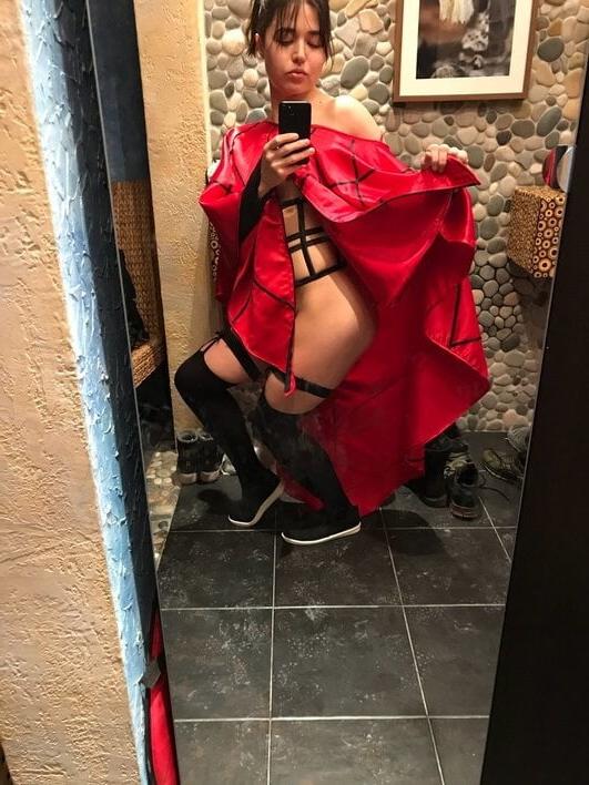 25P Russian Slut Malika
